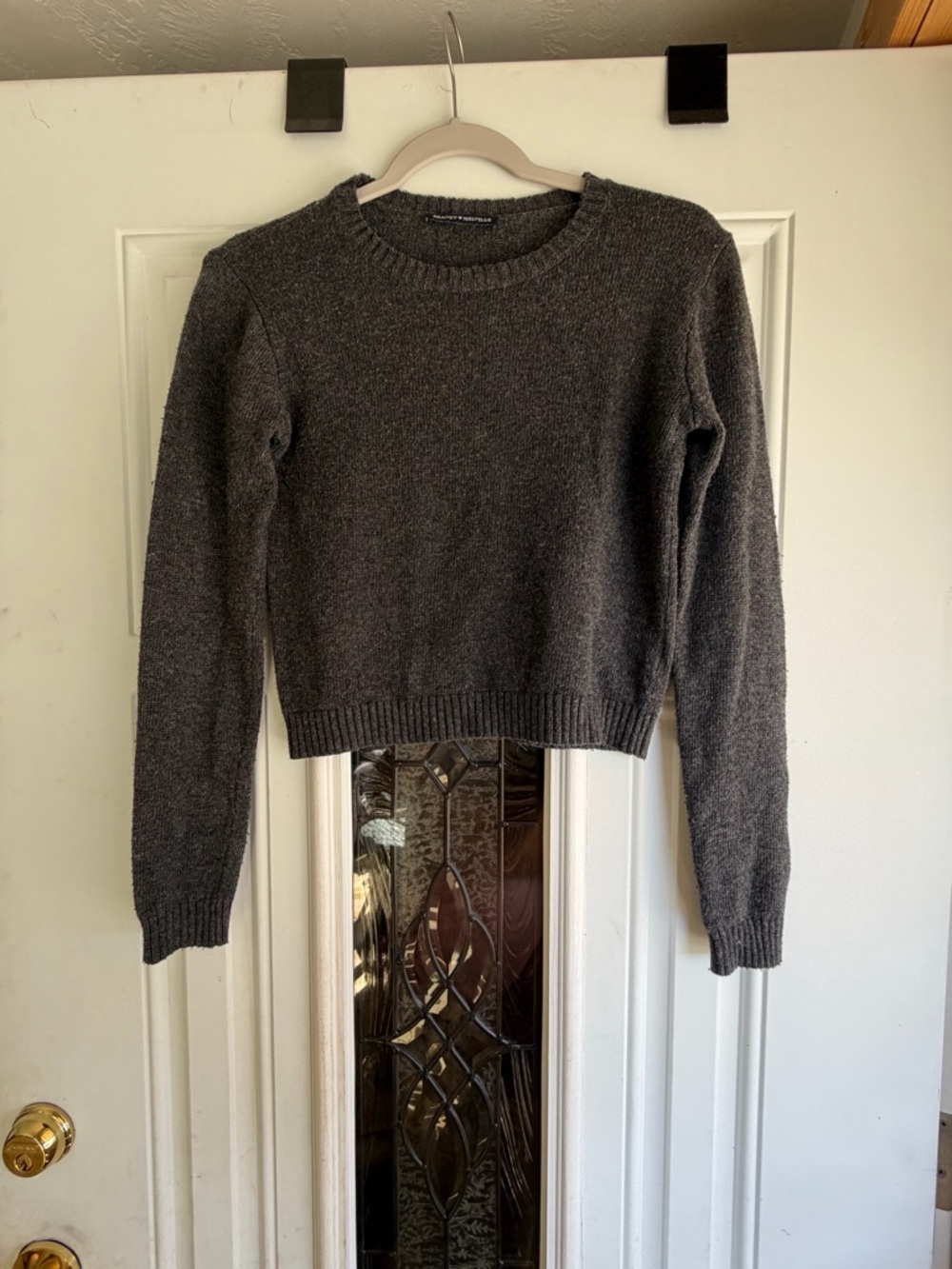 Brandy Melville Long-Sleeve Crewneck Women's Sweater - Charcoal Gray